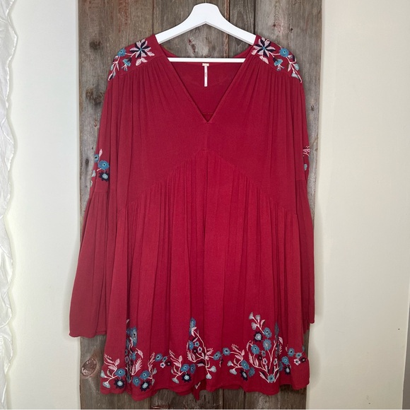 Free People Te Amo Red Floral Embroidered Dress Boho Flare Sleeve Flowy Small - Picture 5 of 16